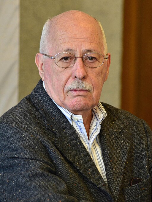 Retrato de Silviano Santiago